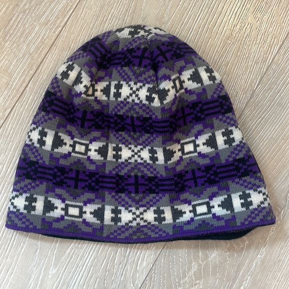 NWOT Patagonia beanie - new without tags - Picture 3 of 5